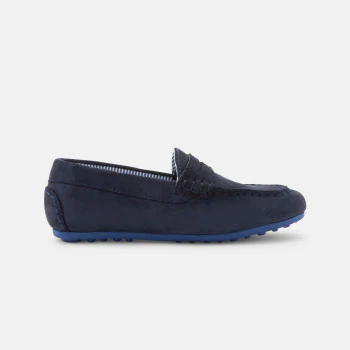 Plain-colored split leather moccasins