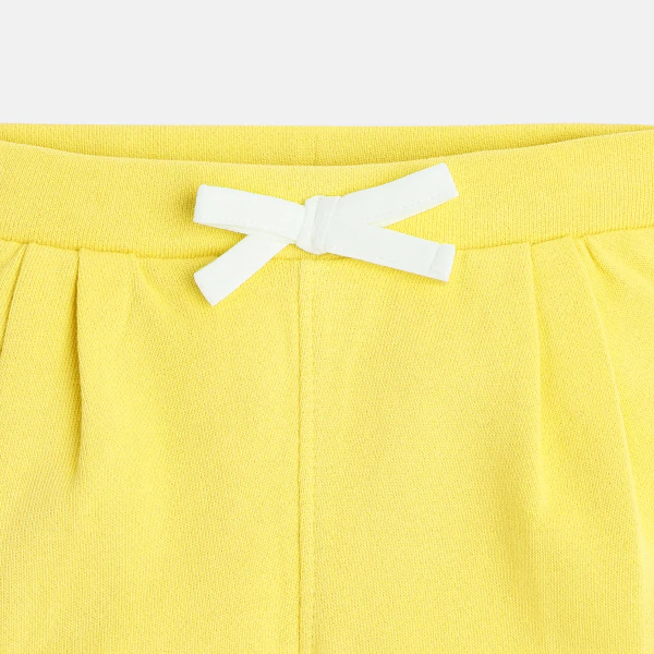 Baby girl's yellow fleece shorts with pleats