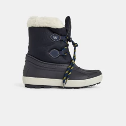 Faux fur-lined snow boots