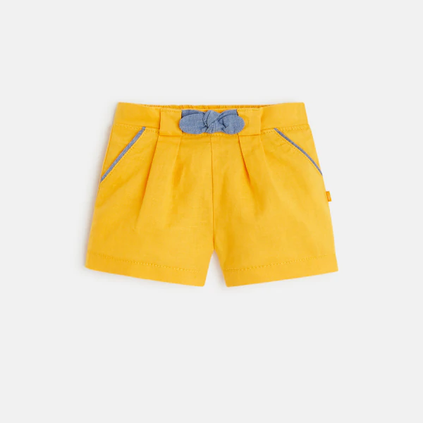 Pleated linen shorts