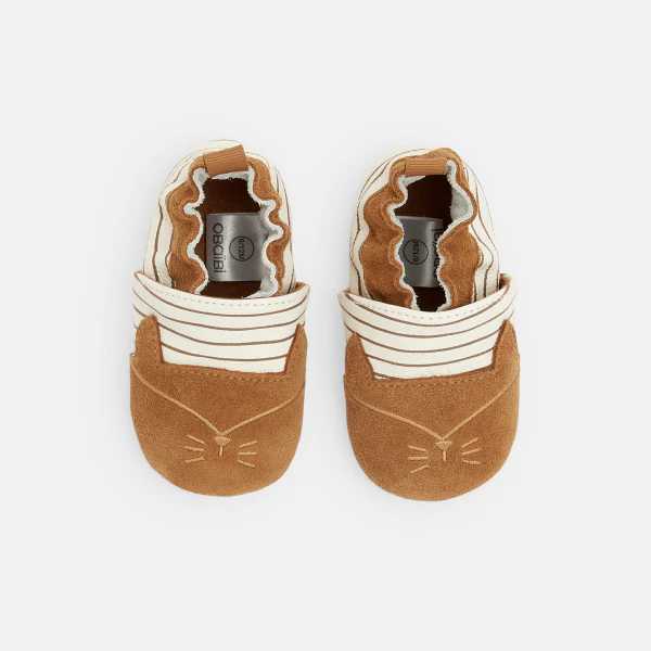 Newborns' beige leather slippers