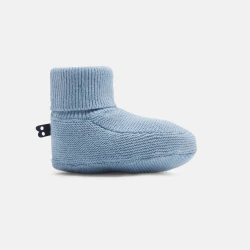 Newborn slip-on blue knitted booties