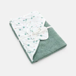 Newborn green turtle bath cape and flannel