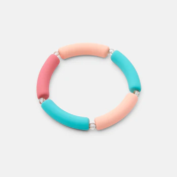 Girl's colourful bracelet