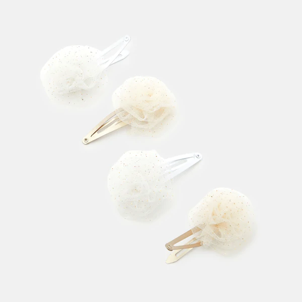 Girl's pompom hair clips