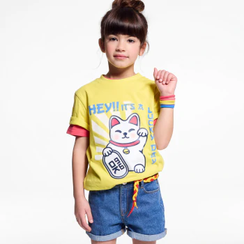 Girls' yellow Chinese cat motif T-shirt