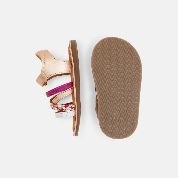 Baby girl's pink leather sandals