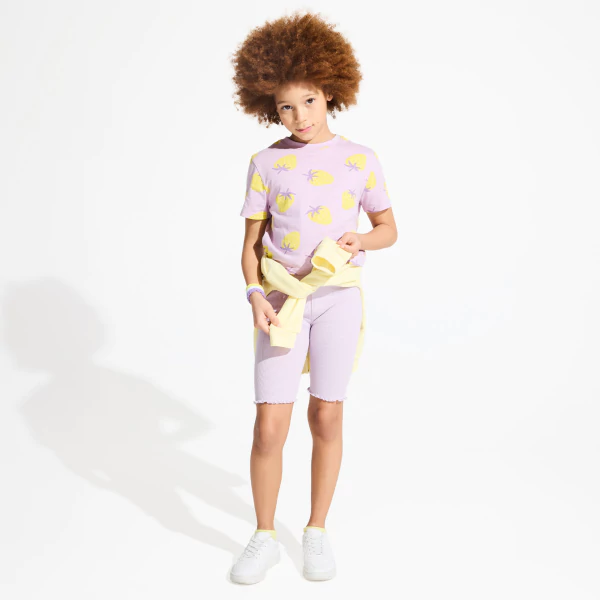 Girl's mauve strawberry motif cropped T-shirt